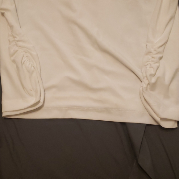 Shirt - Picture 4 of 4